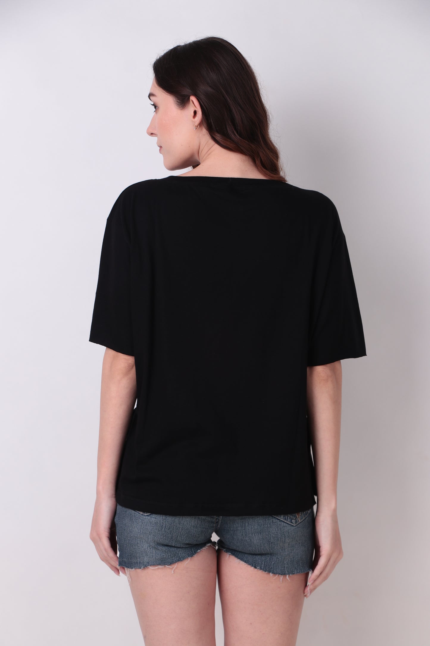 Basic Black Oversized Tee with a Side Slit